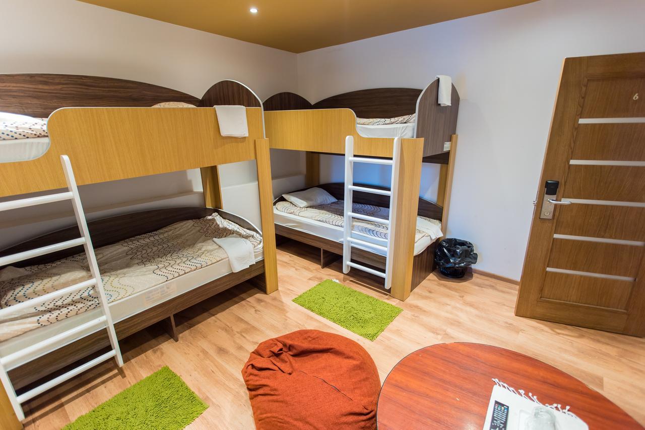 Green Hostel Сфинту-Ґеорґе Екстер'єр фото